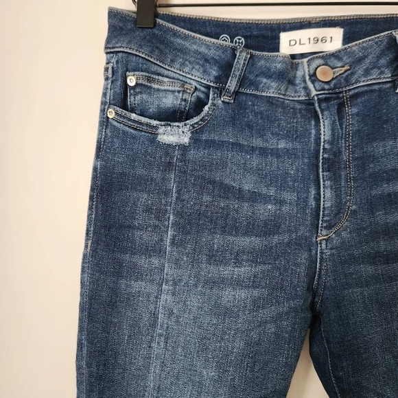 DL1961 | Mara Instasculpt Straight Raw Hem Ankle Jeans in Castlewood - Size 28 - Picture 5 of 14